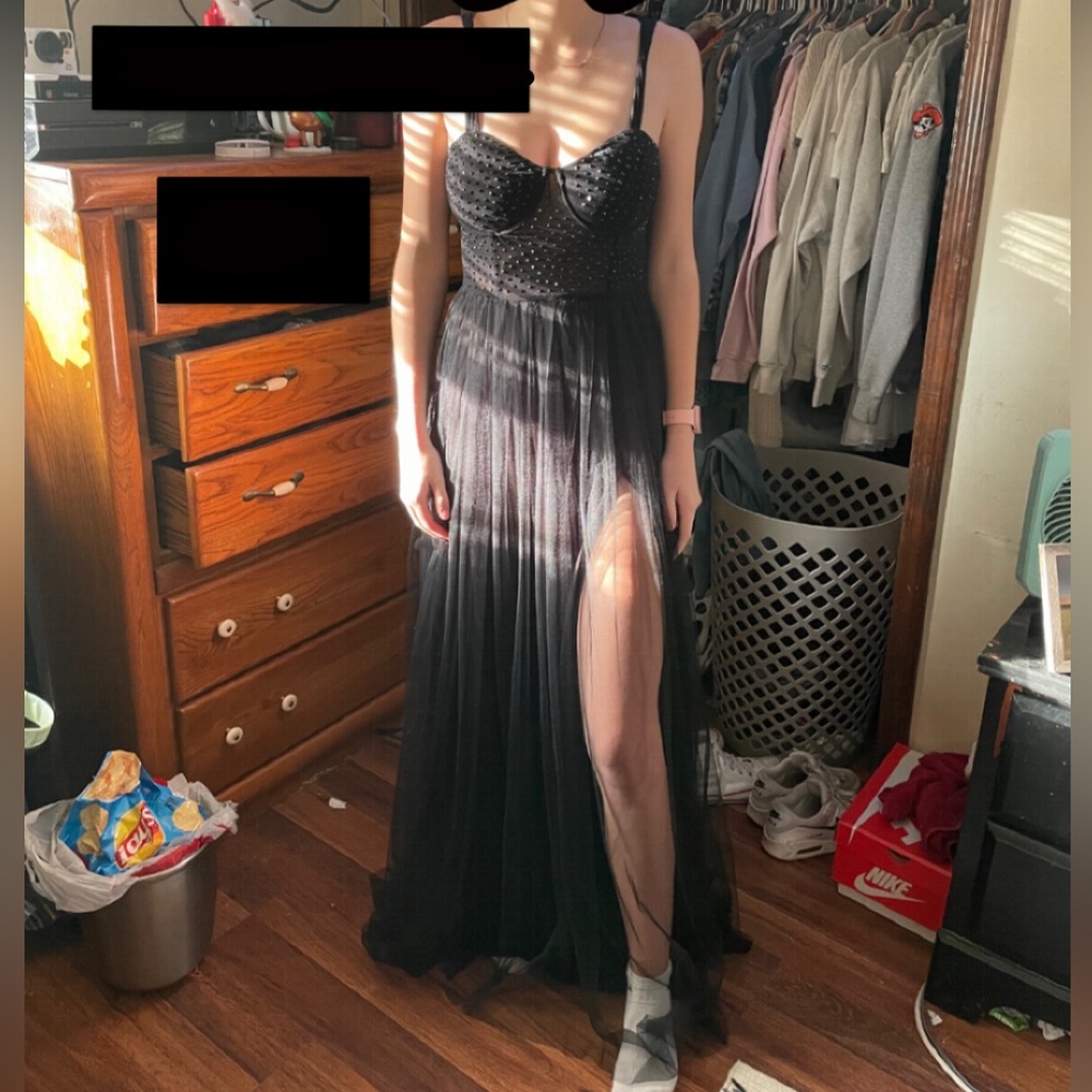 Black Windsor prom/hoco dress.